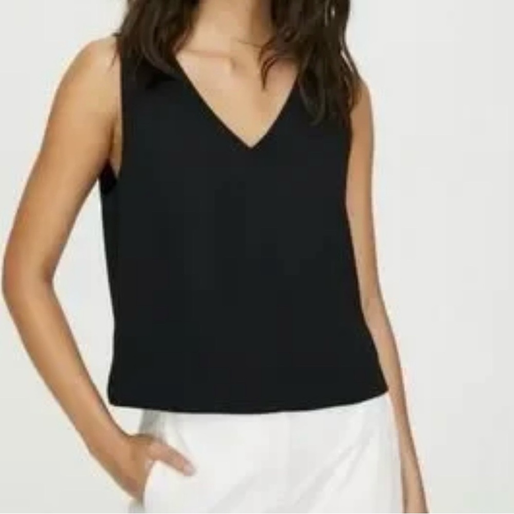 Babaton Black V-Neck Tank Top
